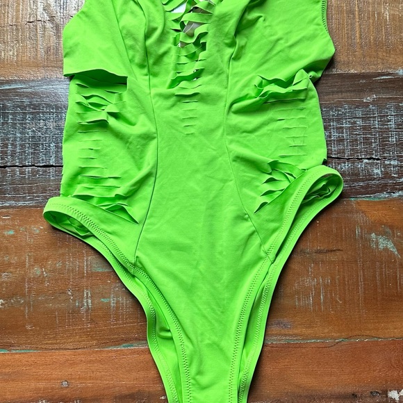 NWT Agent Provocateur Dakotta Swimsuit Size 2 AP - Size 4 US - Picture 7 of 9